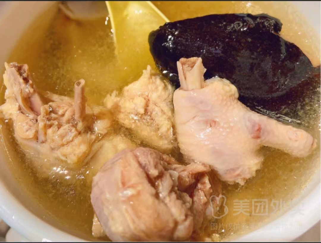 雪梨无花果炖土鸡汤.jpg